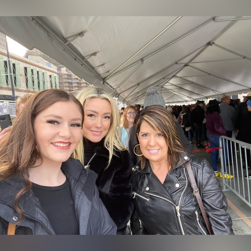 Meet The Posher🛍️🛍️🛍️ - Picture 3 of 4